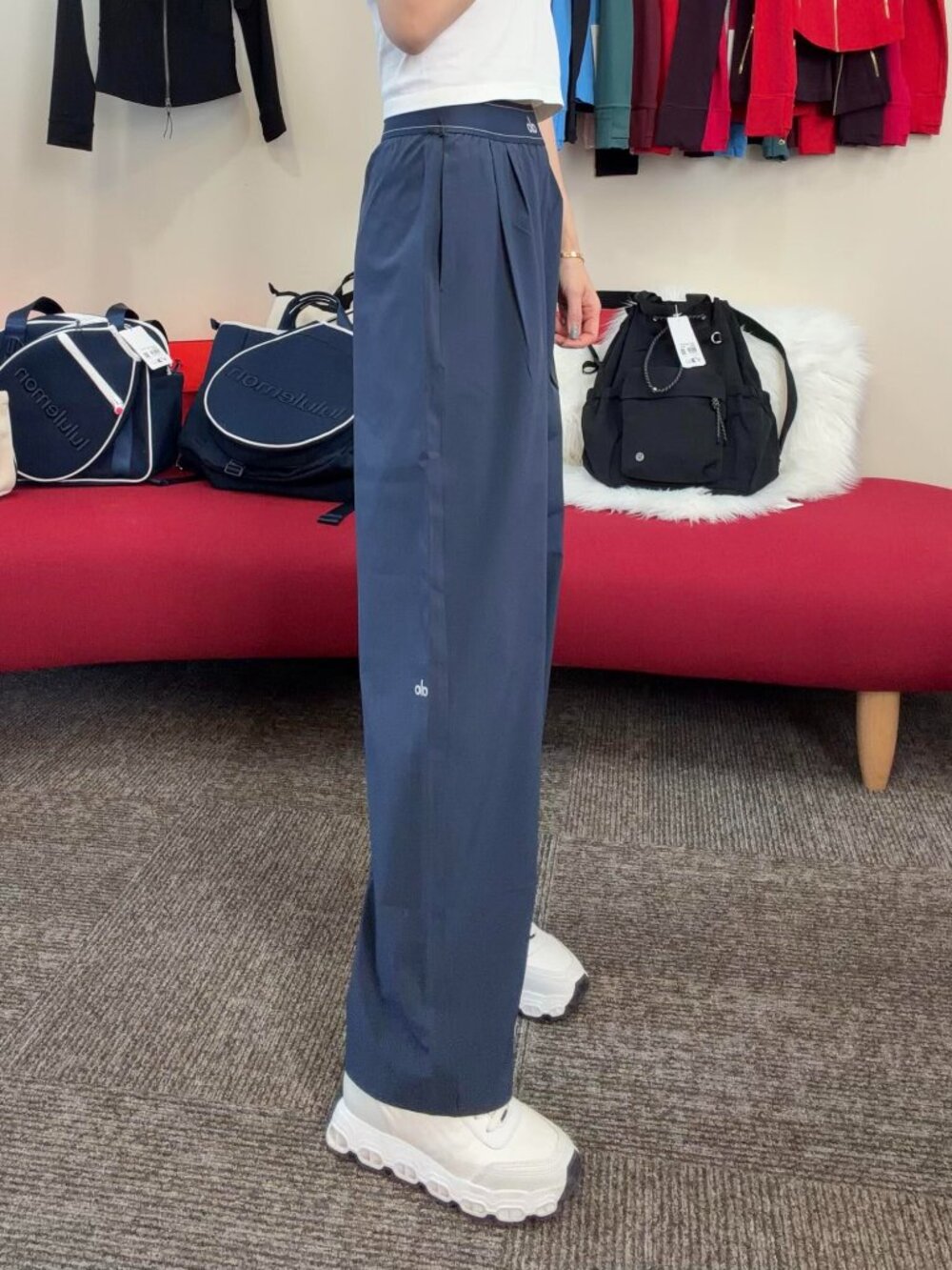 🌌ALO Yoga New Navy Relaxed Women's Suit Up Trouser✨Regular 30" Inseam - Picture 10 of 10